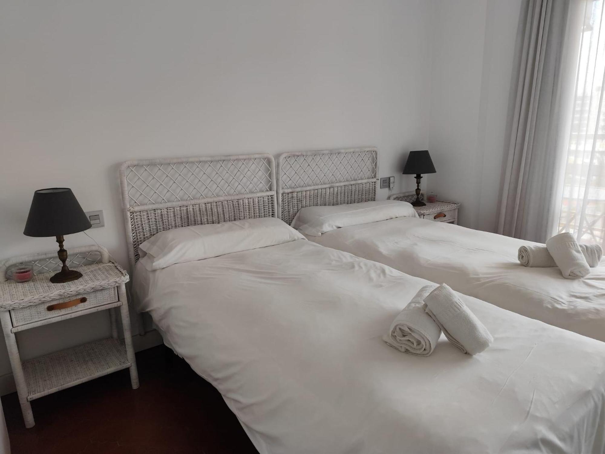 טורמולינוס Apartamentos La Roca Rentals מראה חיצוני תמונה